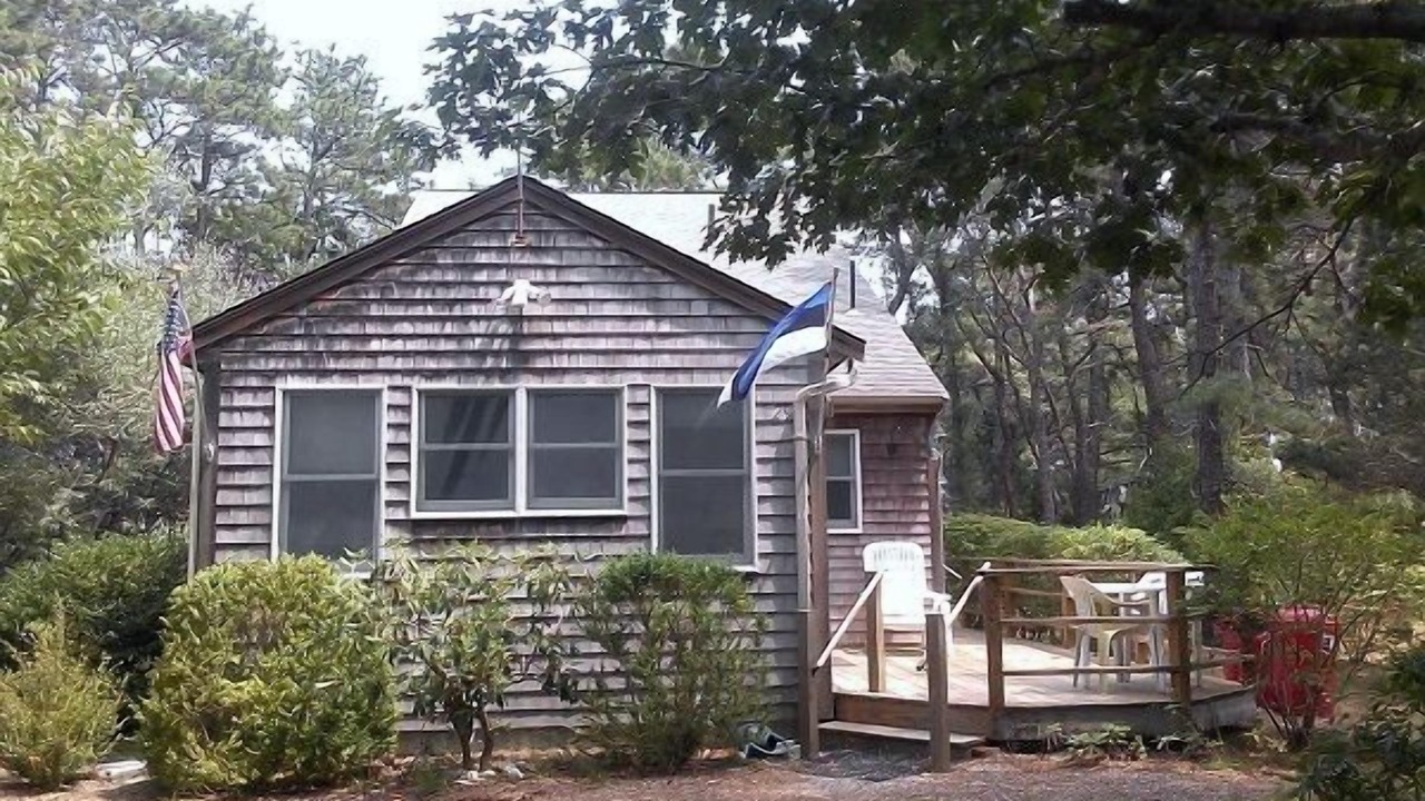 Photo of Outdoor in Indian Neck Heights