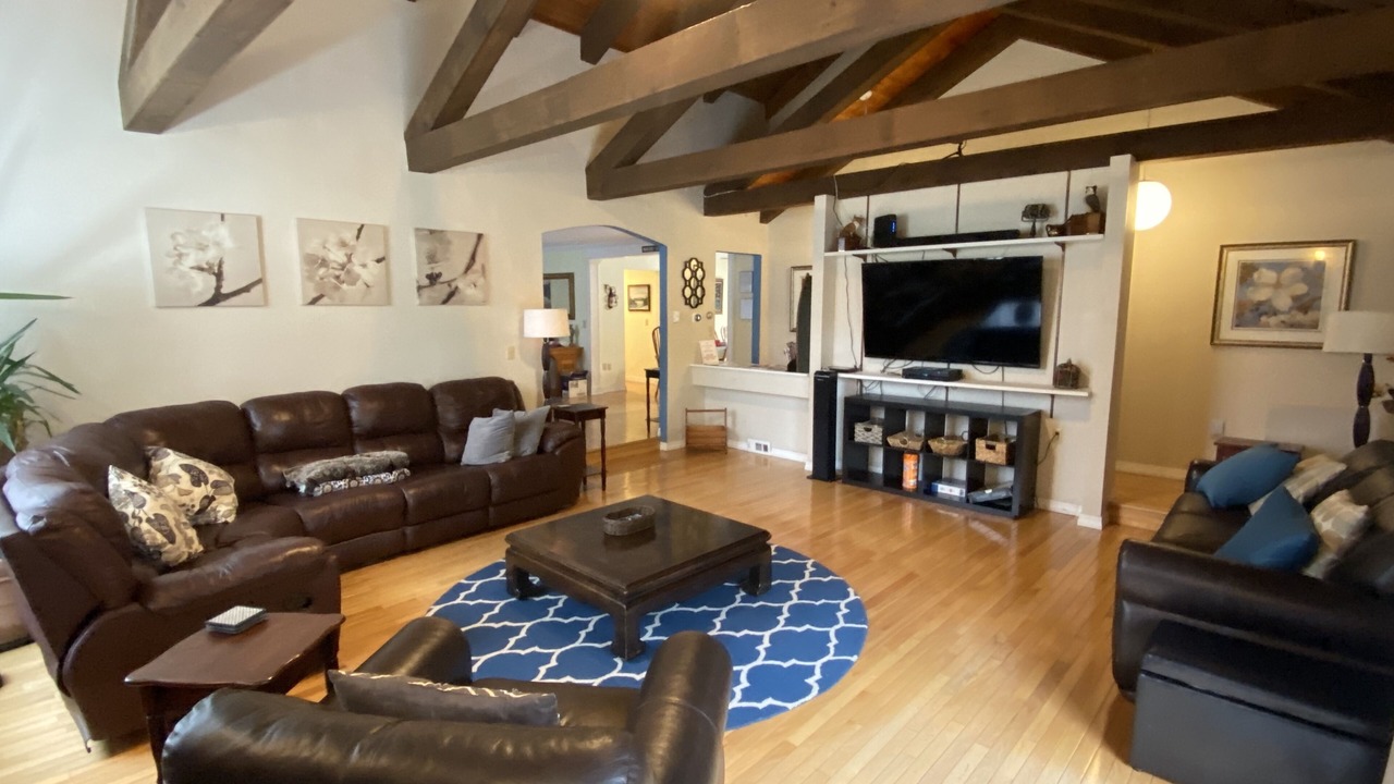 Photo of Livingroom in Warrensburg