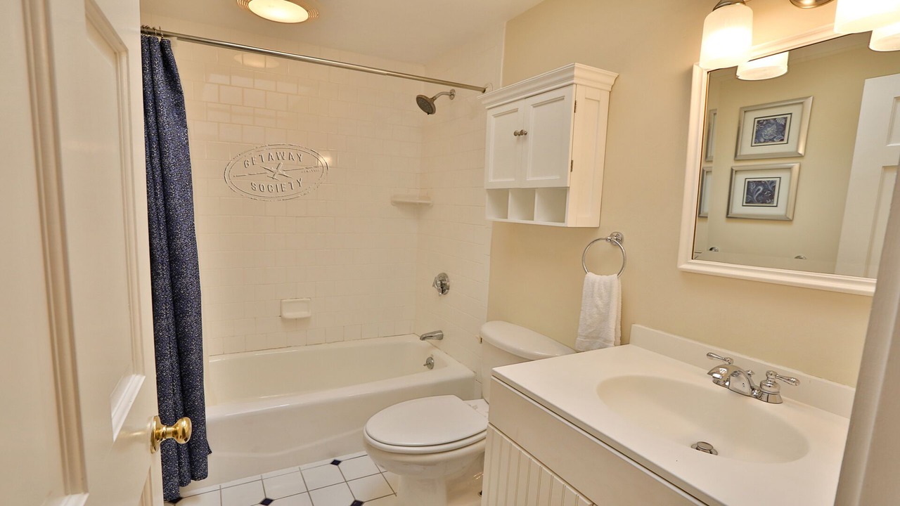Photo of Bathroom in East Chop