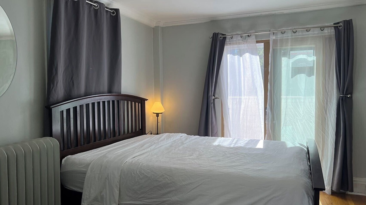 Photo of Bedroom in Central Square