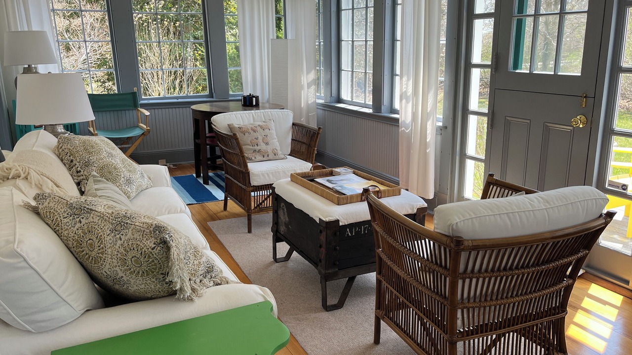 Photo of Livingroom in Chilmark