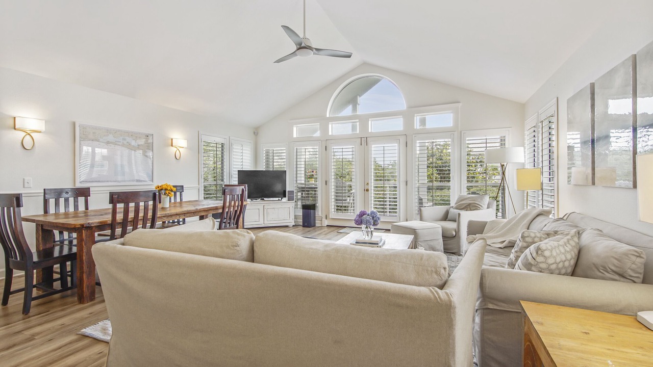 Photo of Livingroom in Seacrest