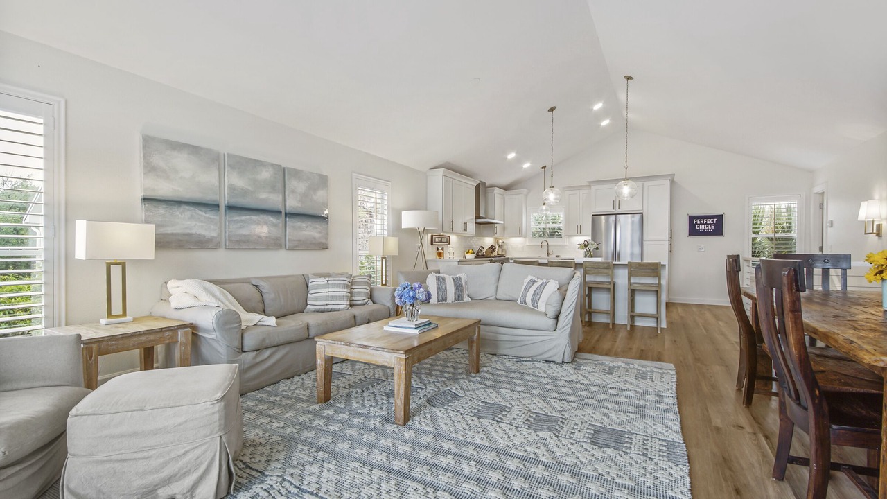 Photo of Livingroom in Seacrest