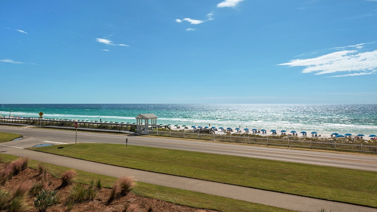 Photo of Patio Balcony in Miramar Beach