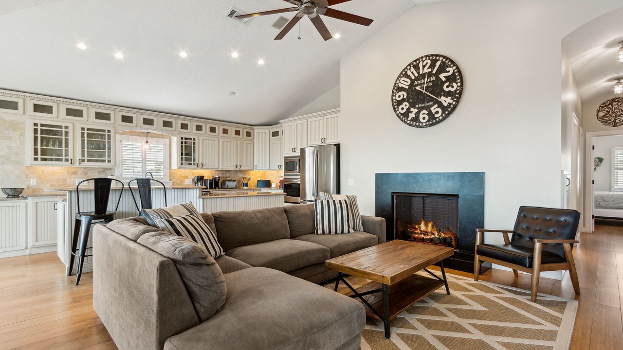 Photo of Livingroom in Fernandina Beach