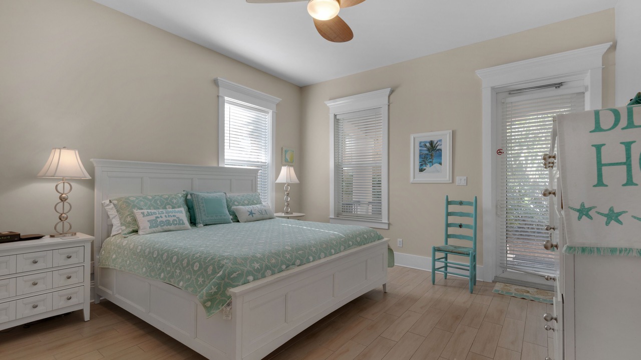 Photo of Bedroom in Miramar Beach