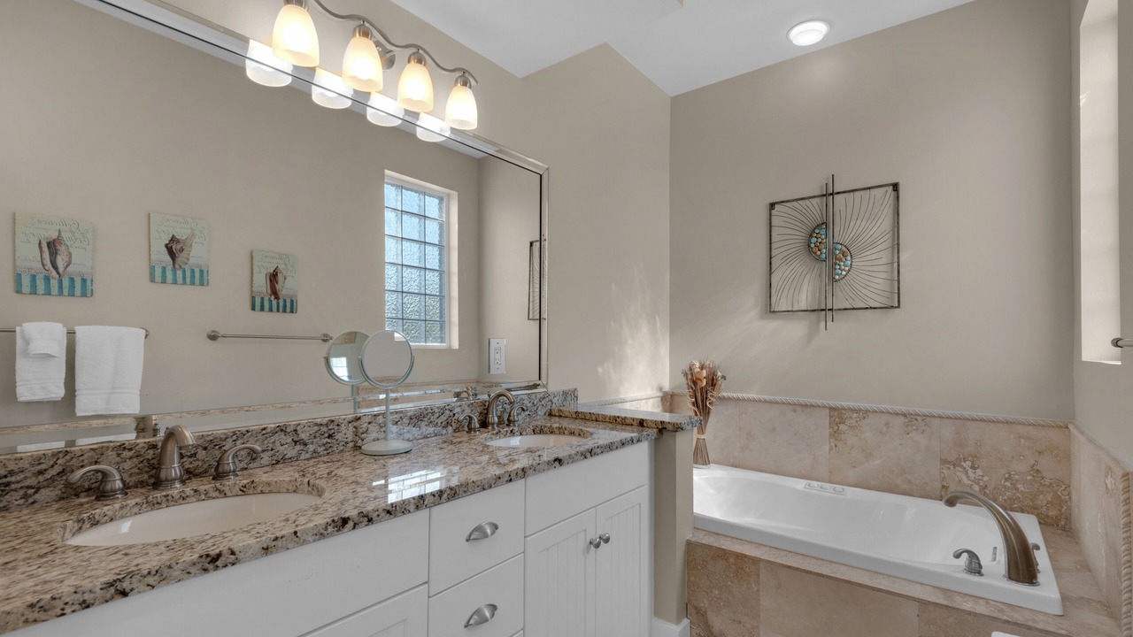 Photo of Bathroom in Miramar Beach