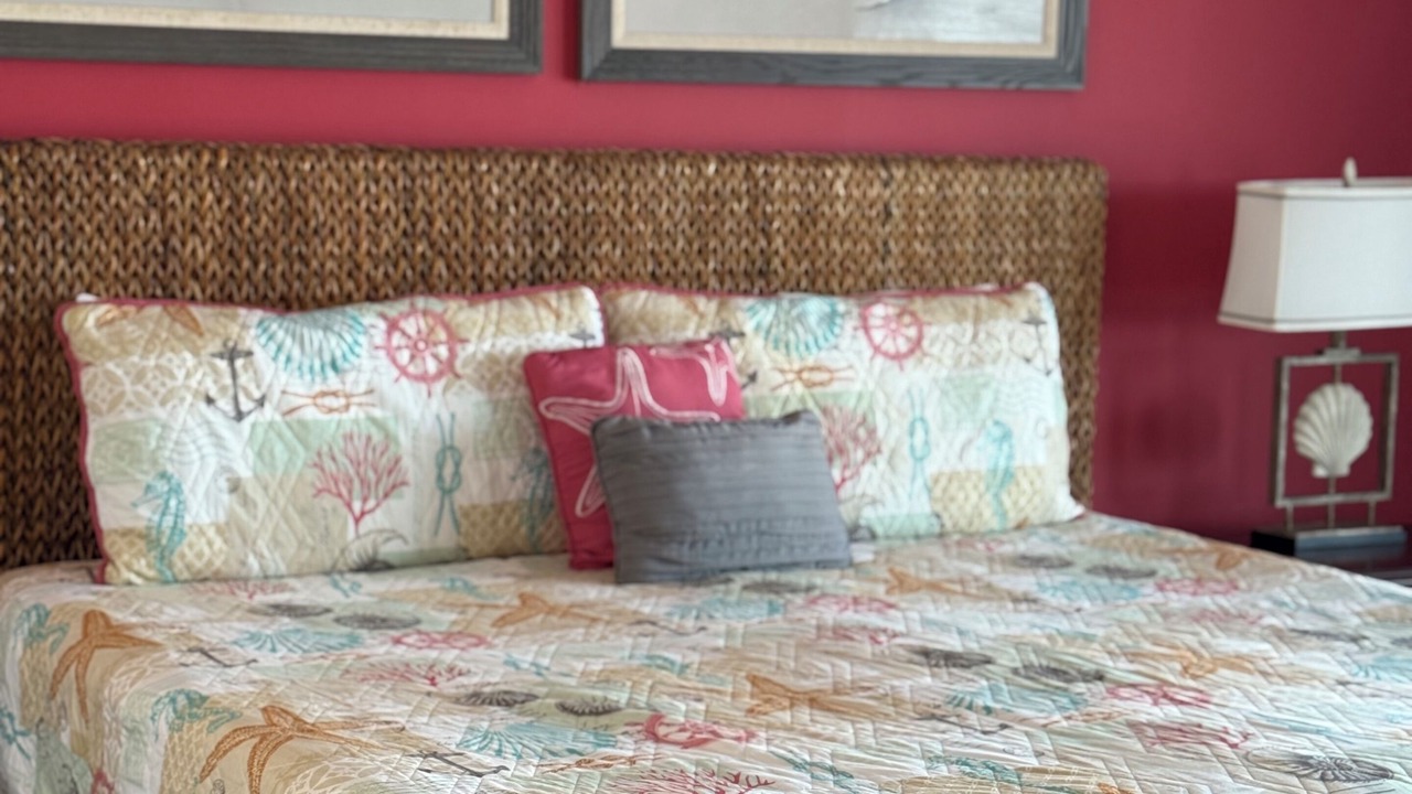 Photo of Bedroom in Biltmore Beach