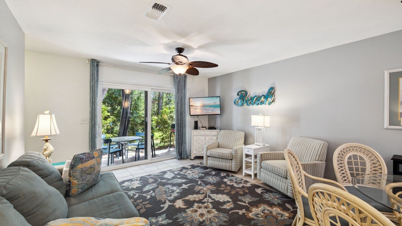 Photo of Livingroom in Cassine Village