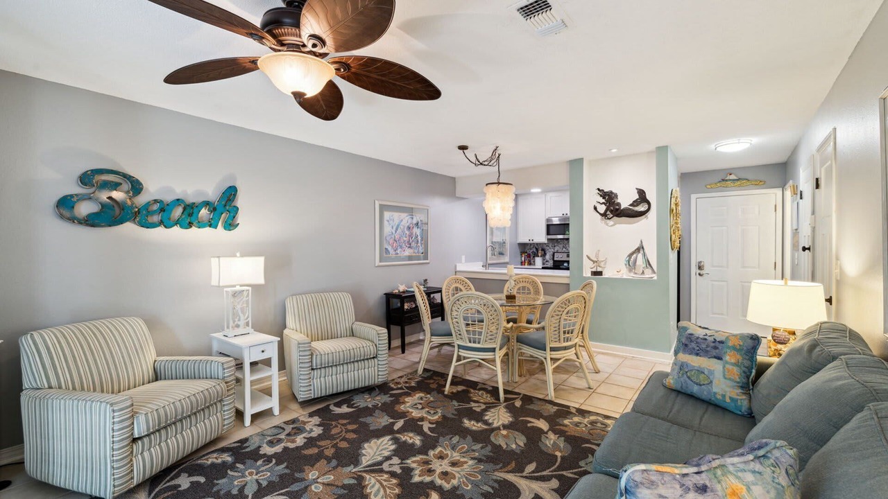Photo of Livingroom in Cassine Village