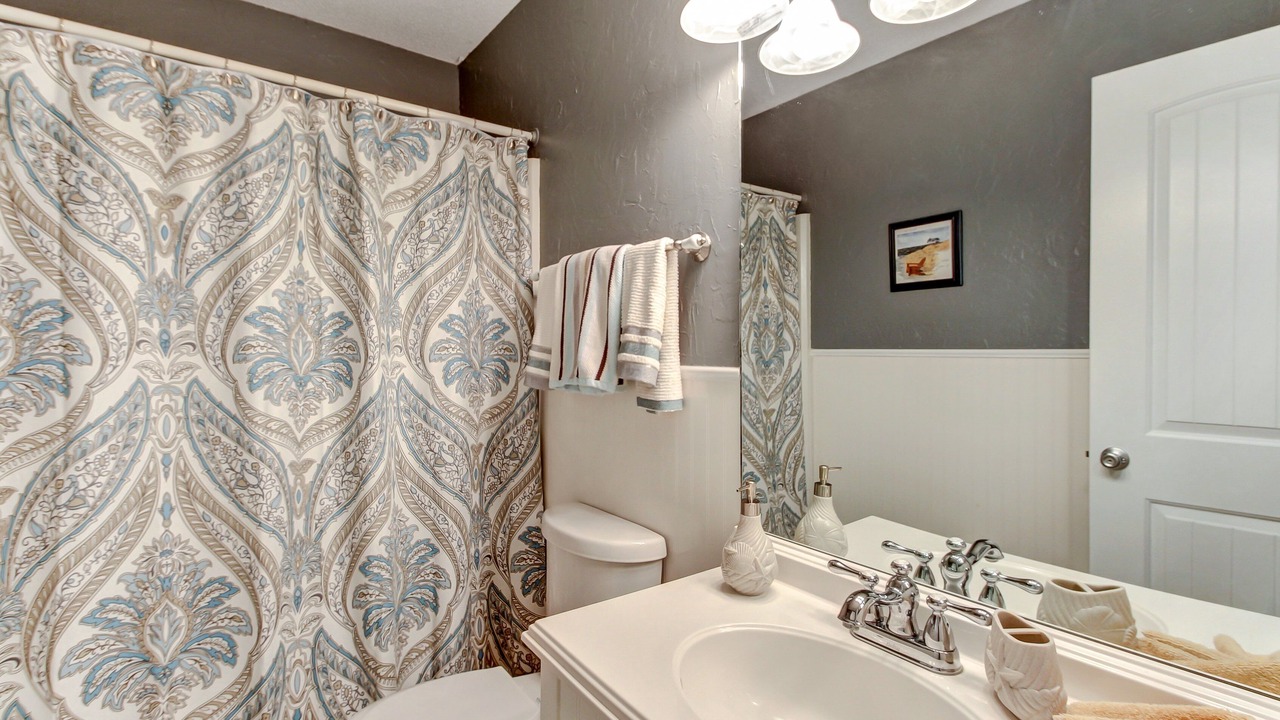 Photo of Bathroom in Fernandina Beach
