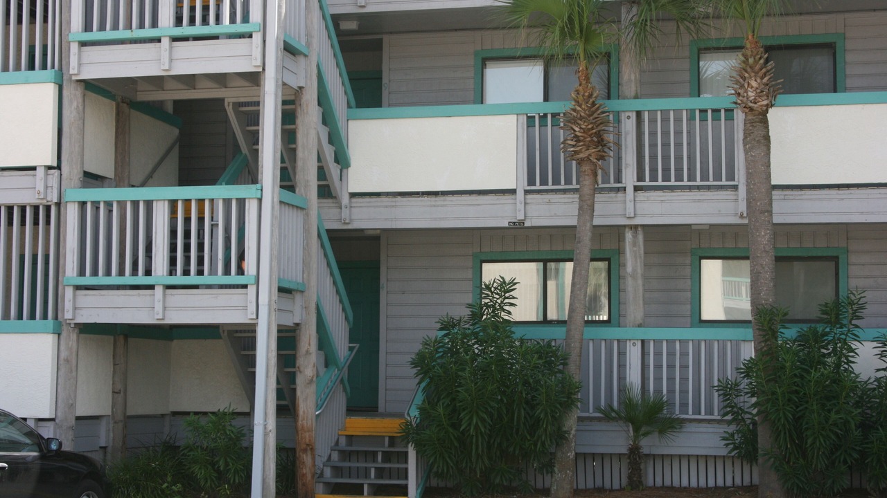 Photo of Others in Biltmore Beach