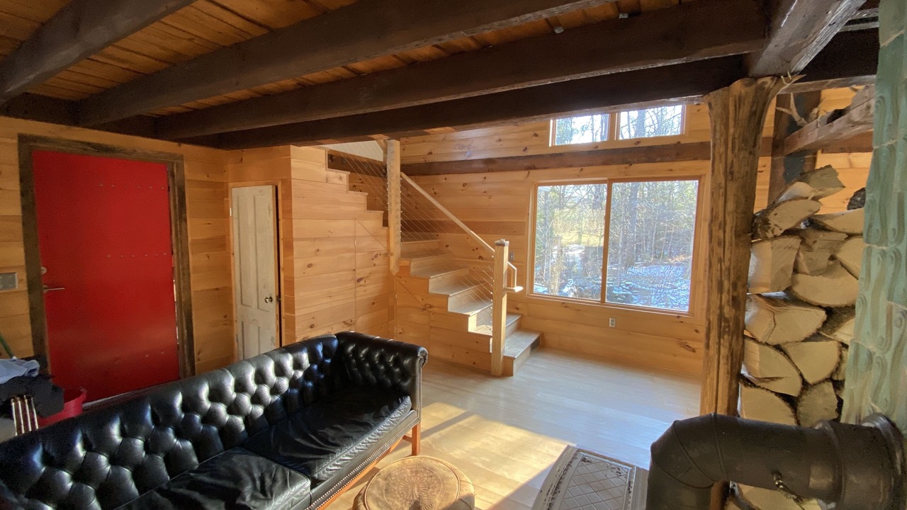 Photo of Livingroom in Chesterfield