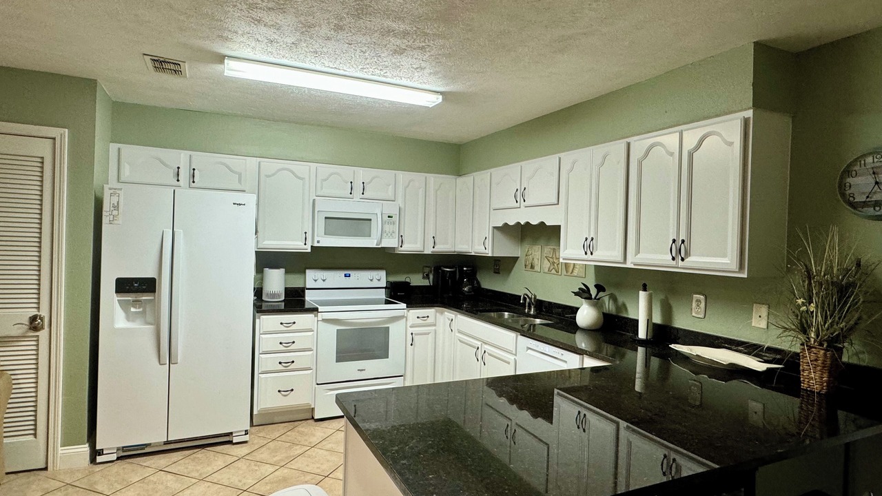 Photo of Kitchen in Seacrest