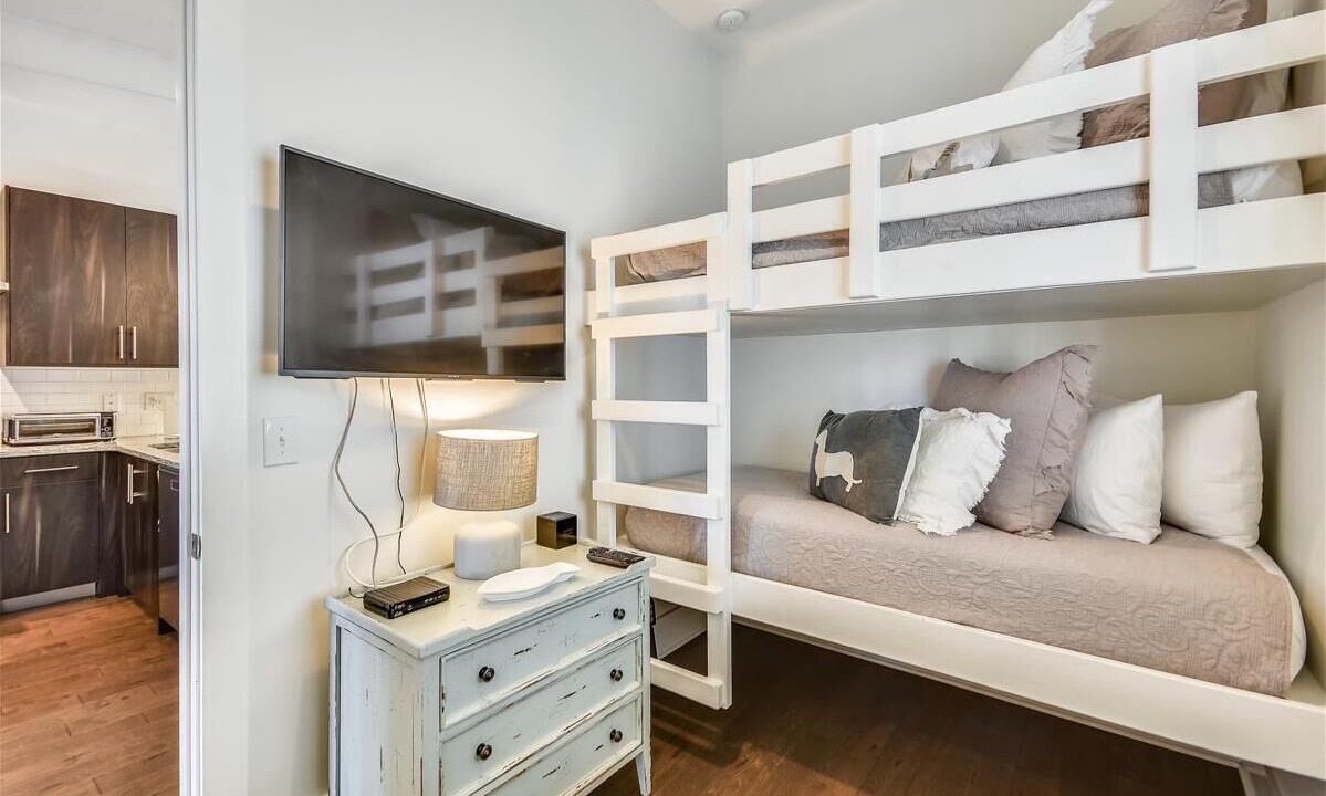 Photo of Bedroom in Seacrest Beach