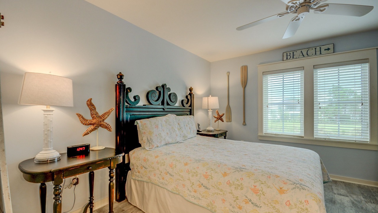 Photo of Bedroom in Laurel Grove