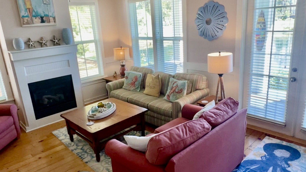 Photo of Livingroom in Laurel Grove