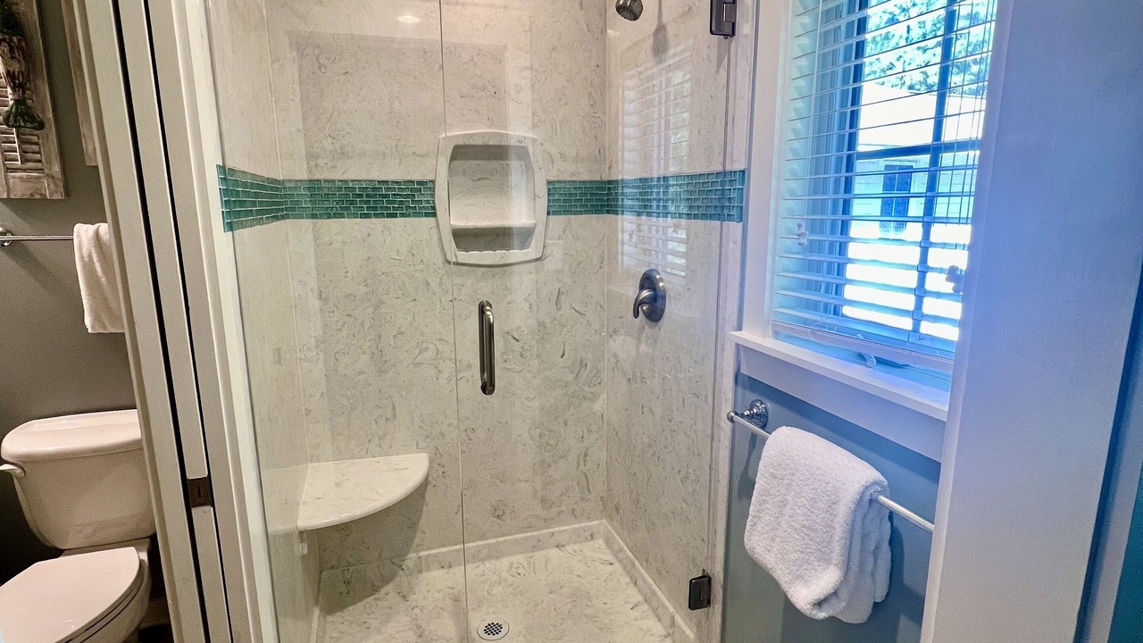 Photo of Bathroom in Laurel Grove