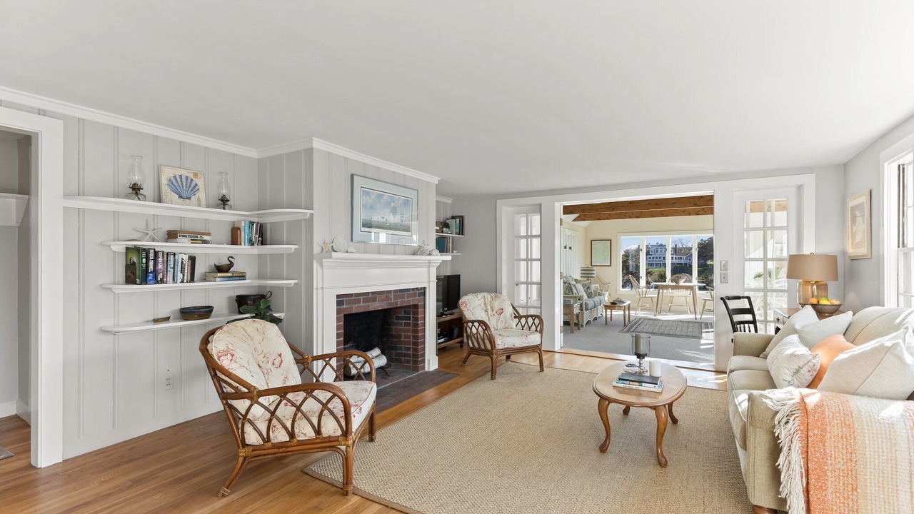 Photo of Livingroom in West Harwich