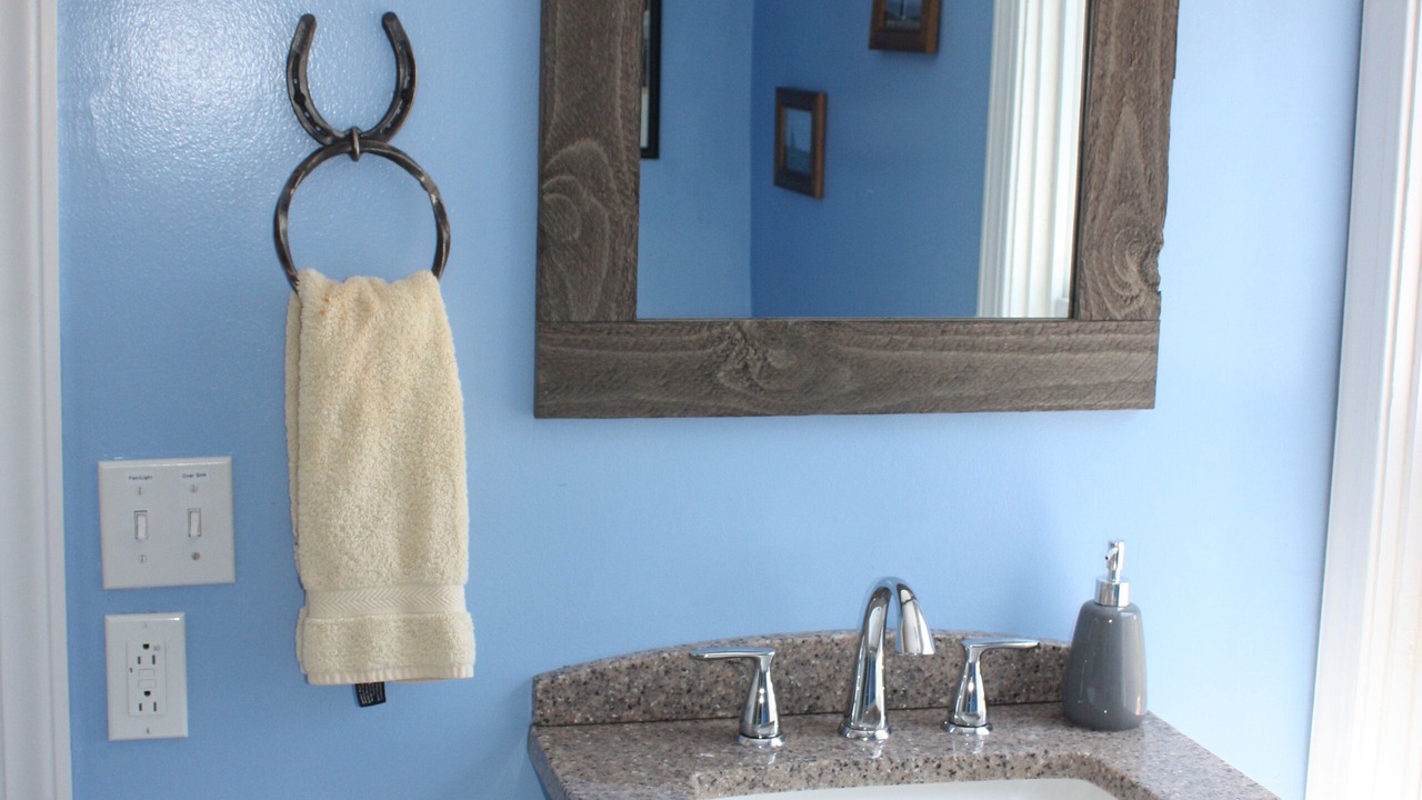 Photo of Bathroom in Foster