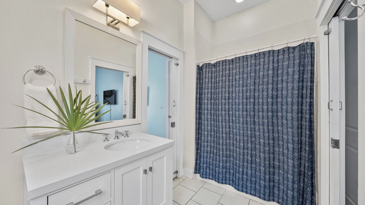 Photo of Bathroom in Rosemary Beach