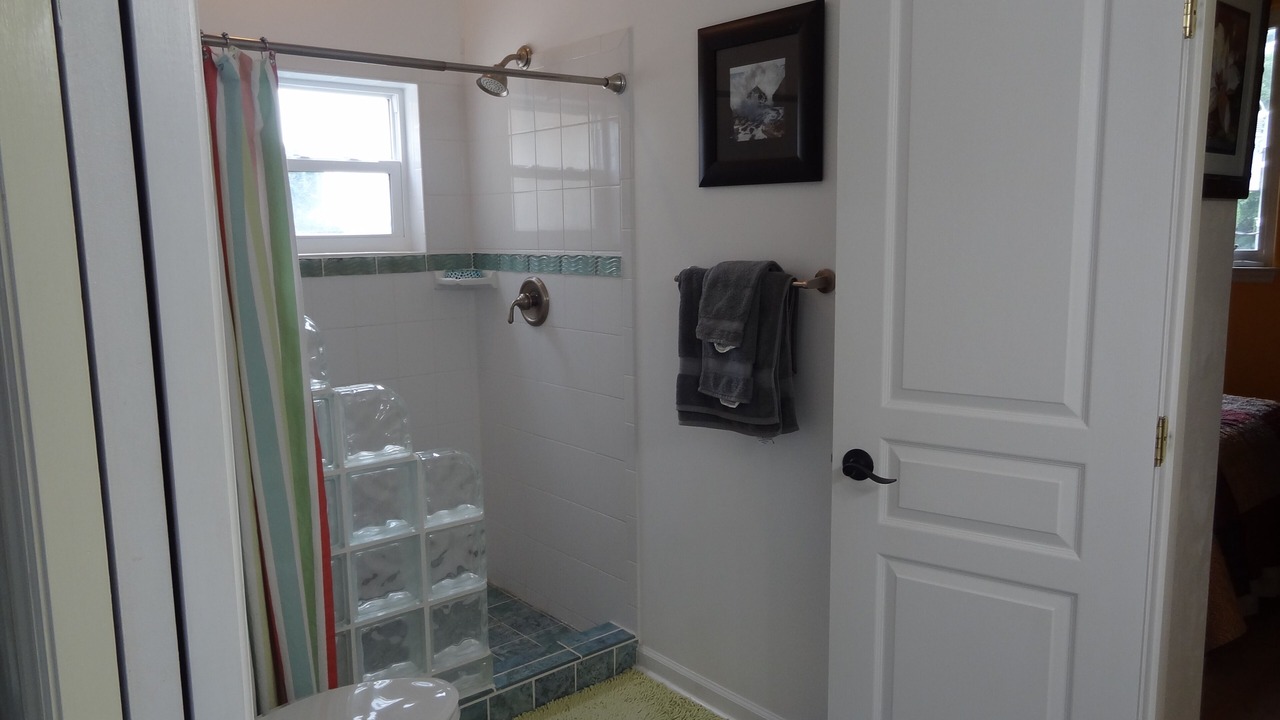 Photo of Bathroom in Crawfordville