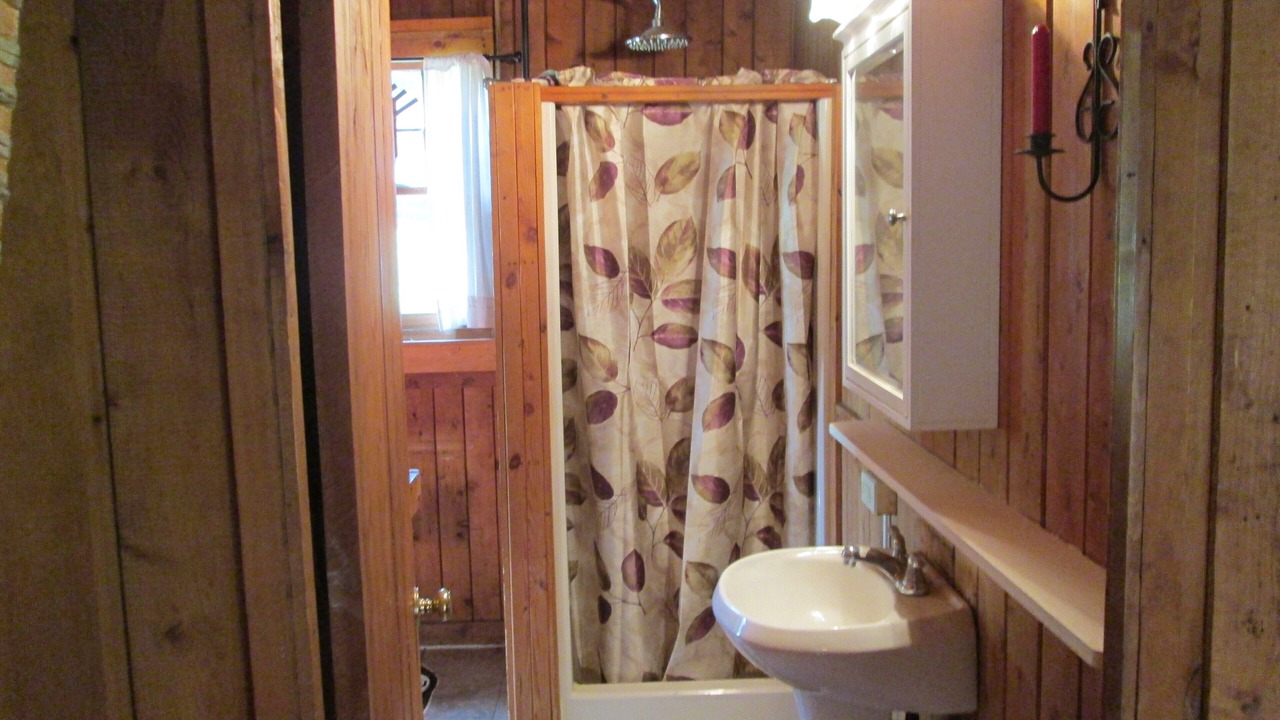 Photo of Bathroom in Boonsboro