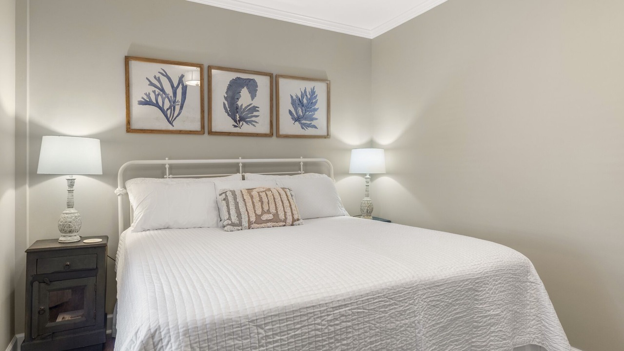 Photo of Bedroom in Seacrest Beach