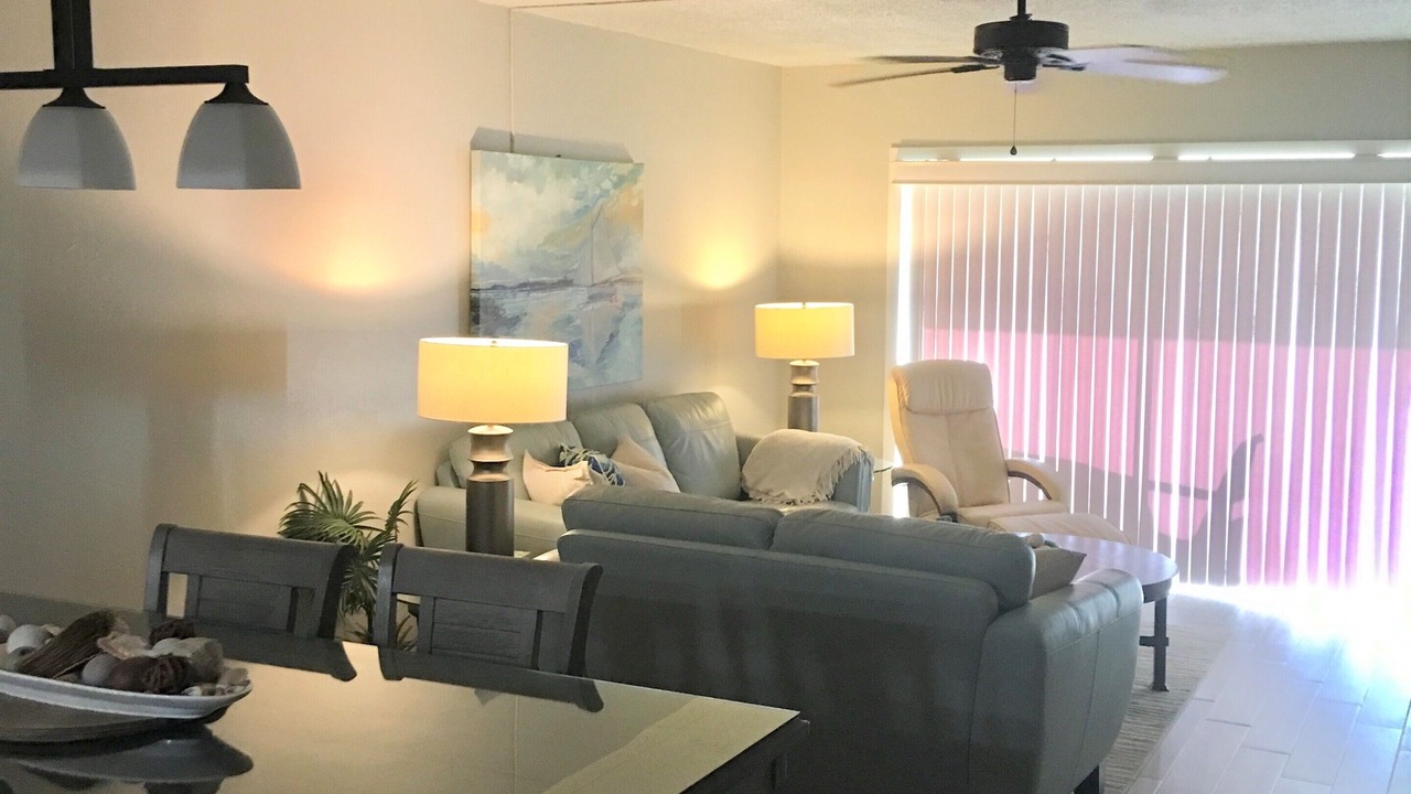 Photo of Livingroom in Cocoa Beach