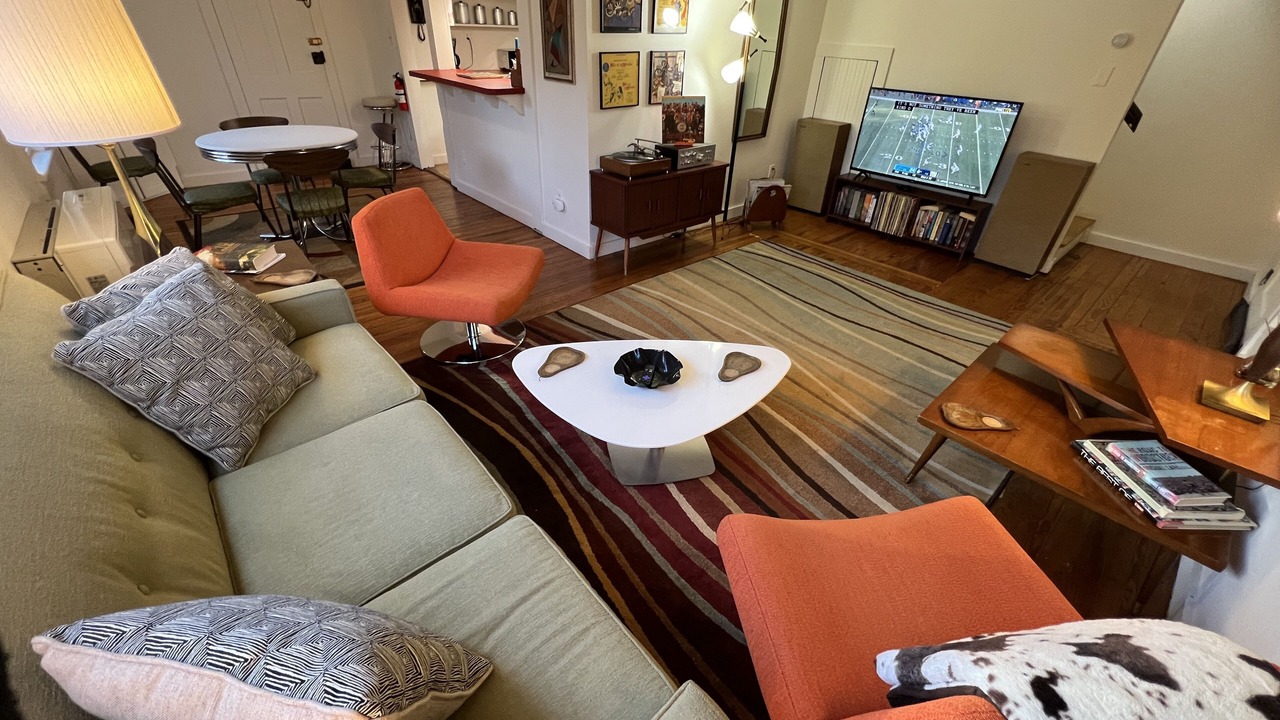 Photo of Livingroom in Phoenicia
