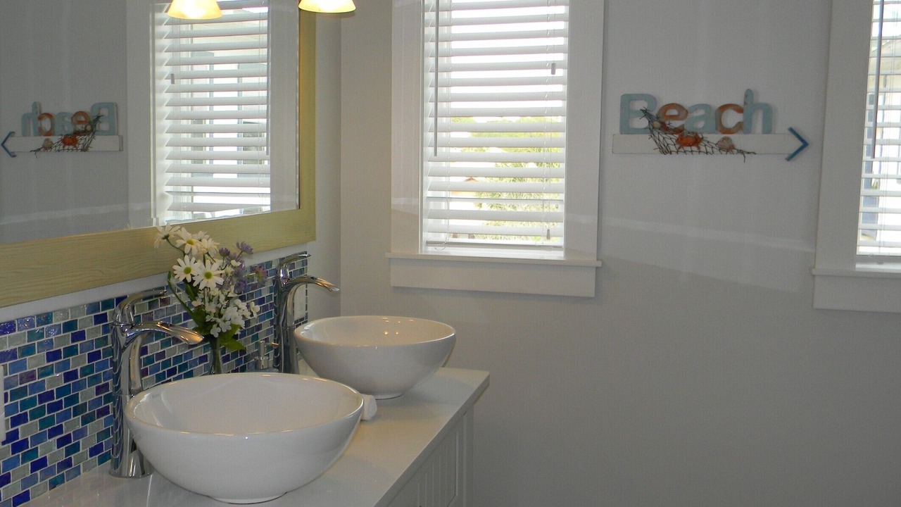 Photo of Bathroom in Seacrest Beach