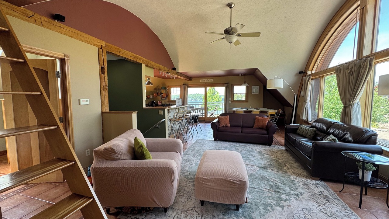 Photo of Livingroom in Alexandria Bay