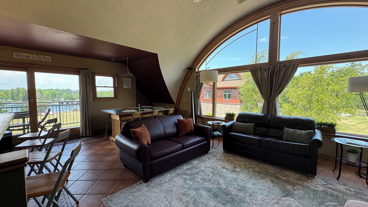 Photo of Livingroom in Alexandria Bay