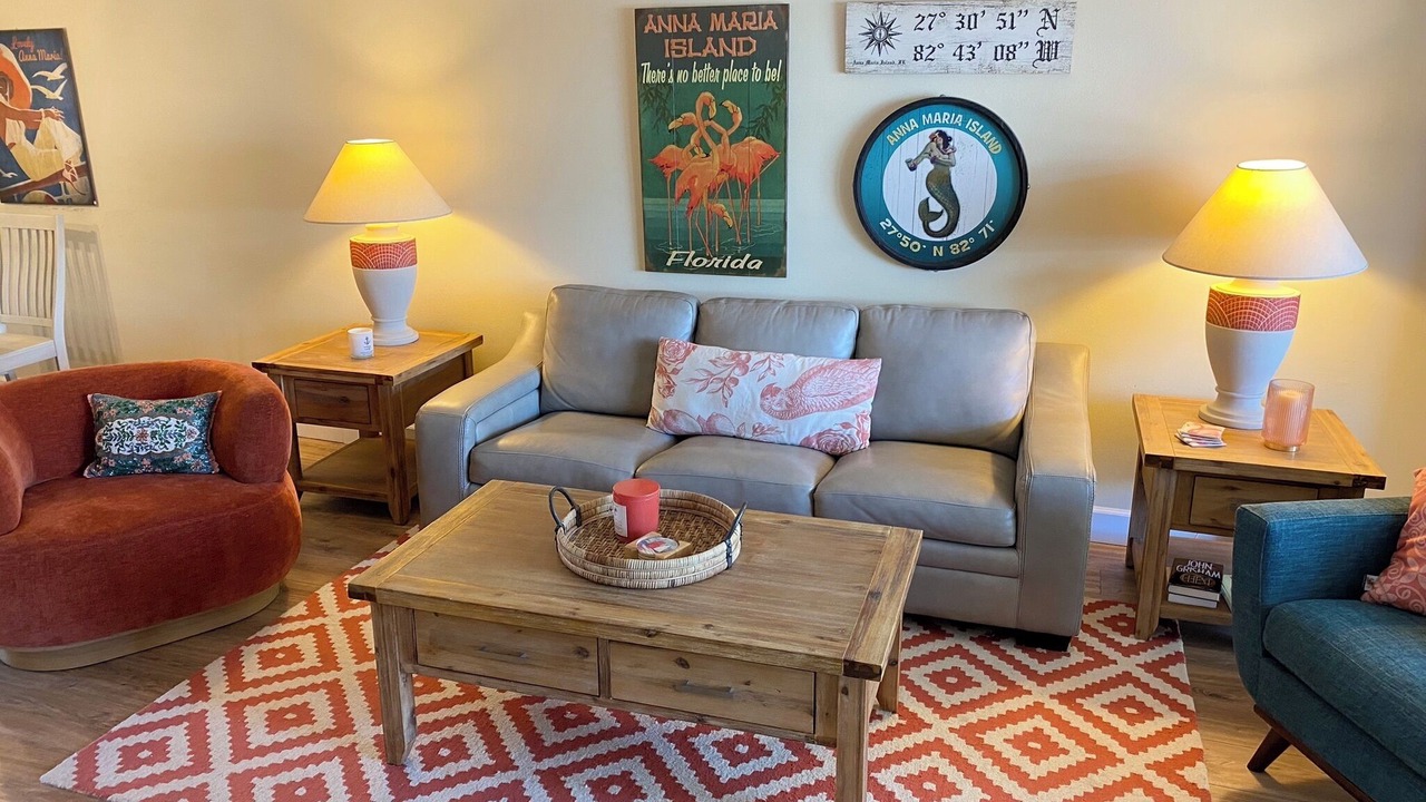 Photo of Livingroom in Holmes Beach