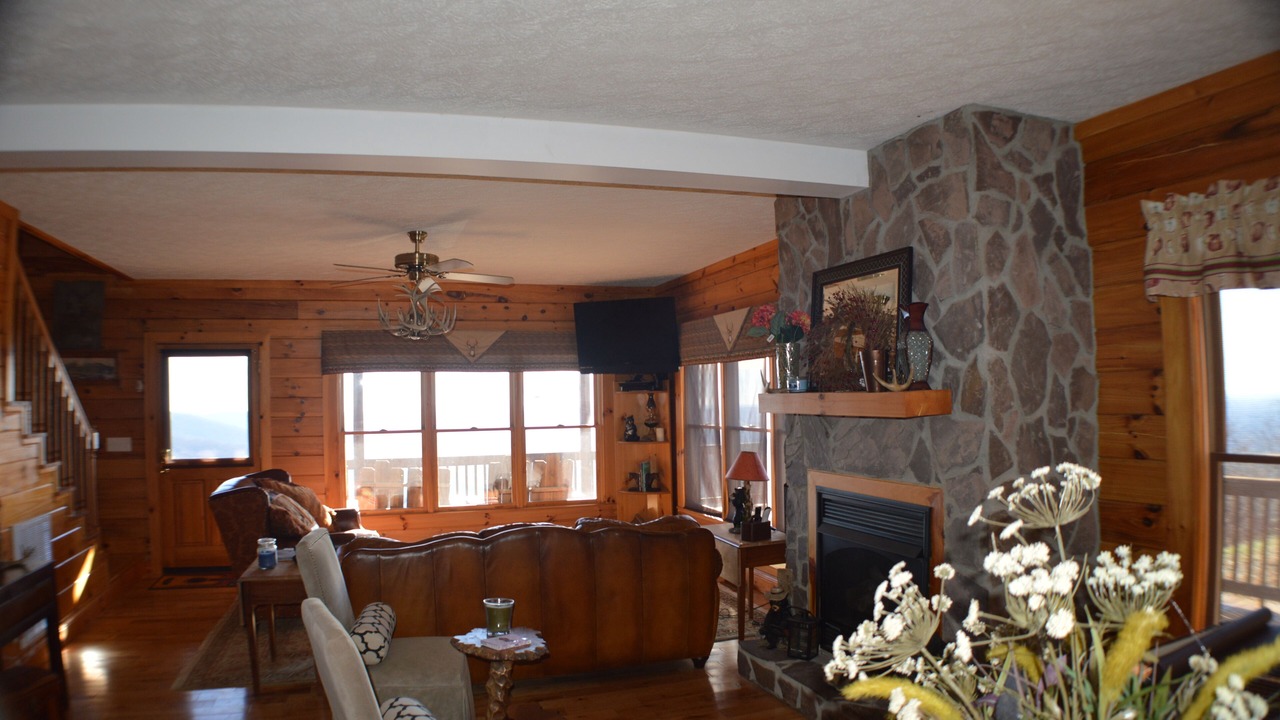 Photo of Livingroom in Fancy Gap