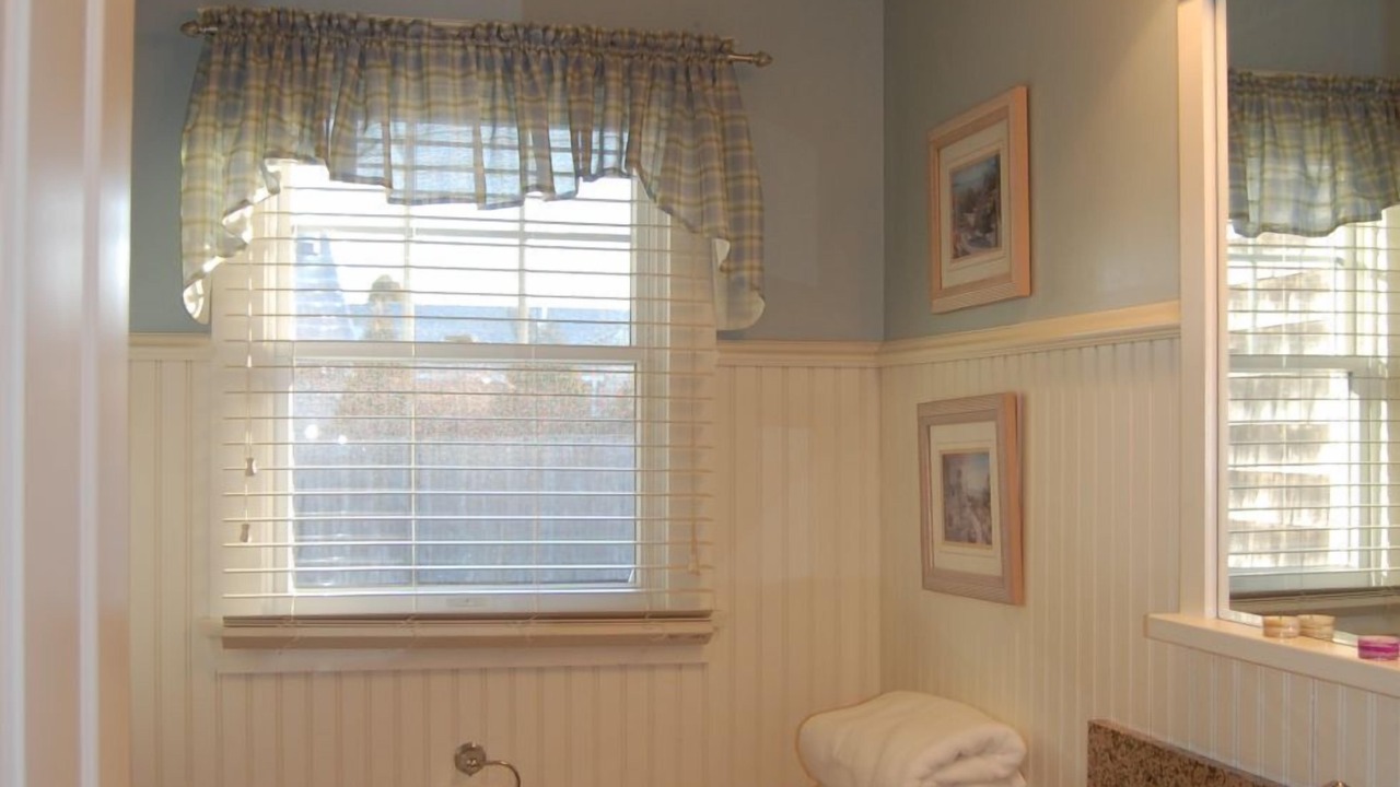 Photo of Bathroom in Katama