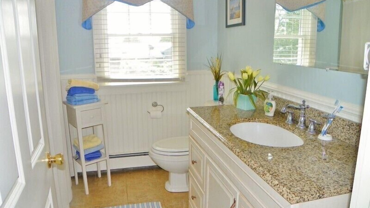 Photo of Bathroom in Katama