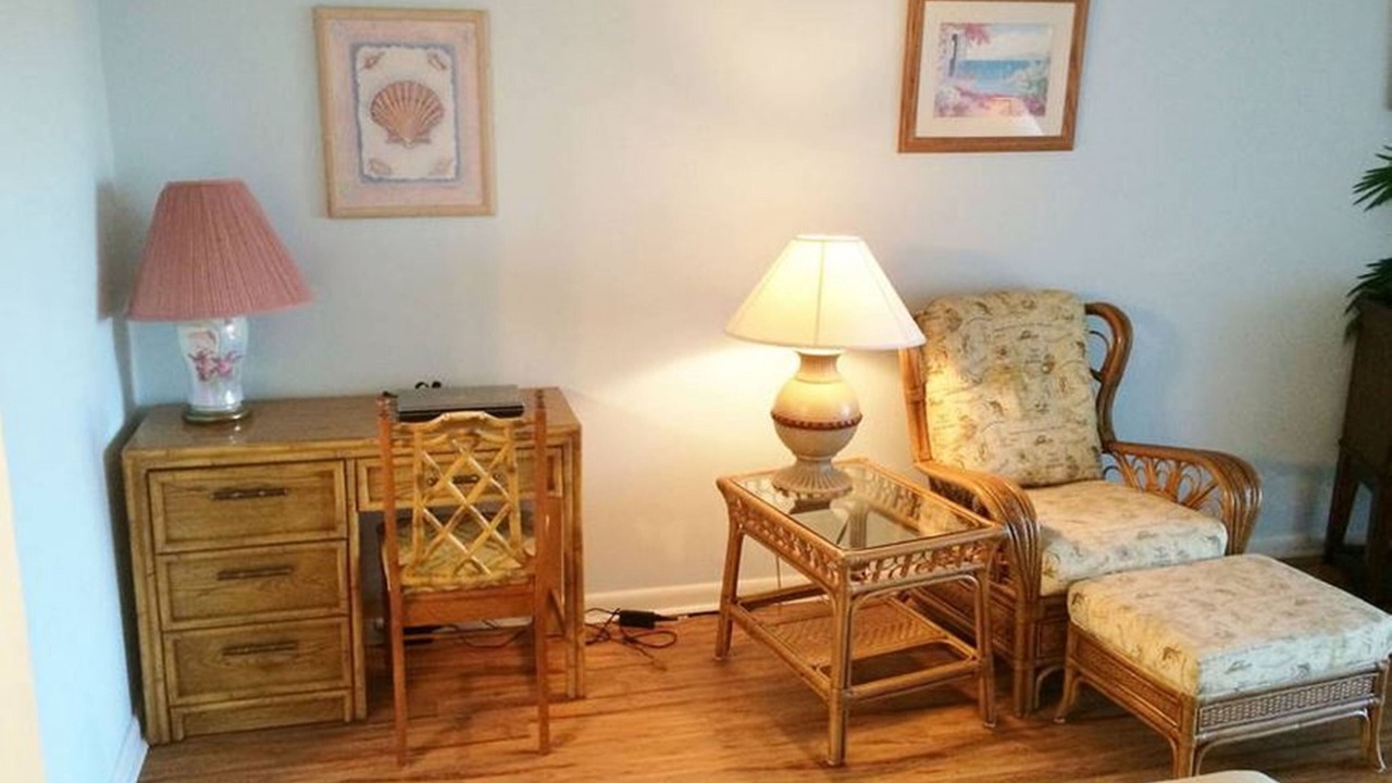 Photo of Livingroom in Crescent Beach