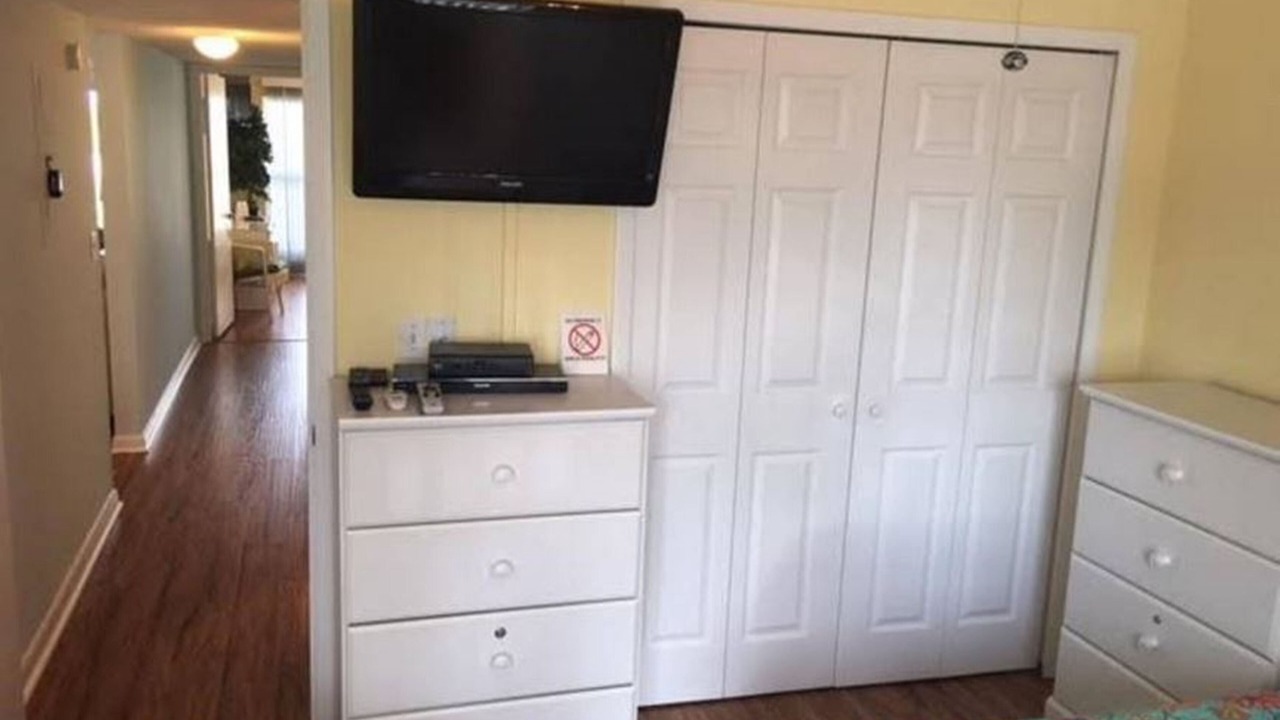Photo of Bedroom in Crescent Beach