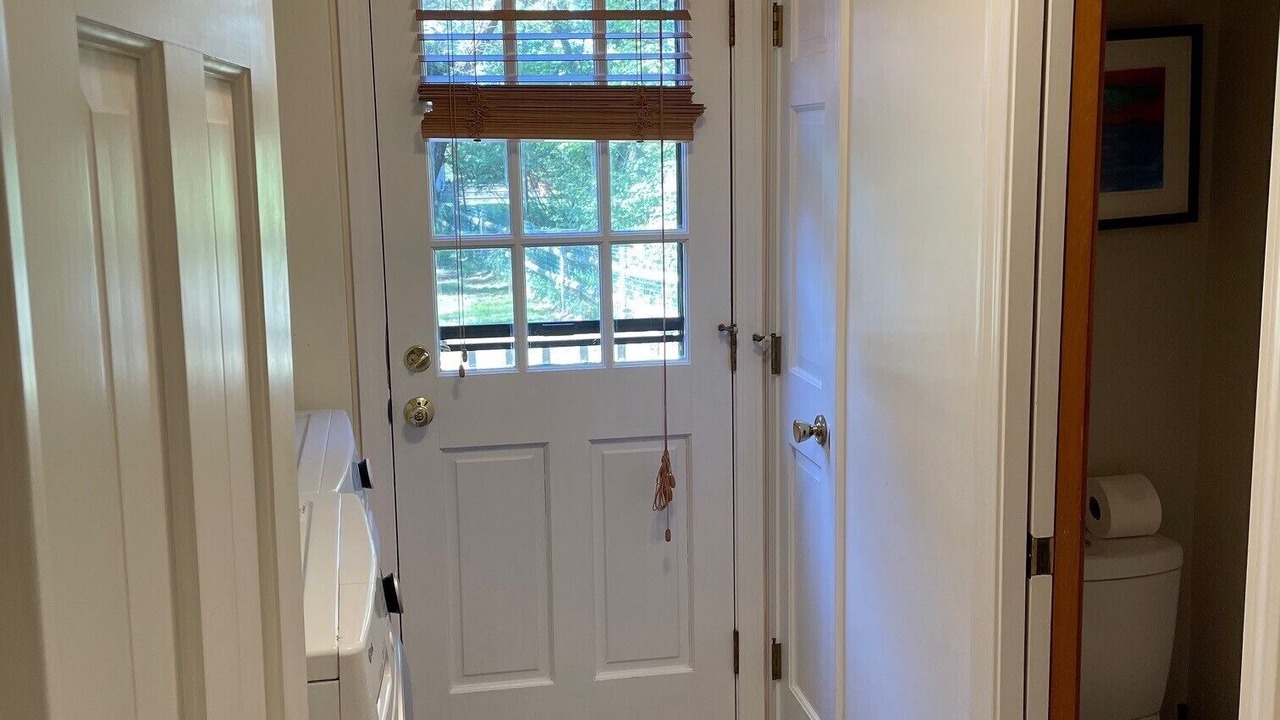 Photo of Bathroom in Eel Point
