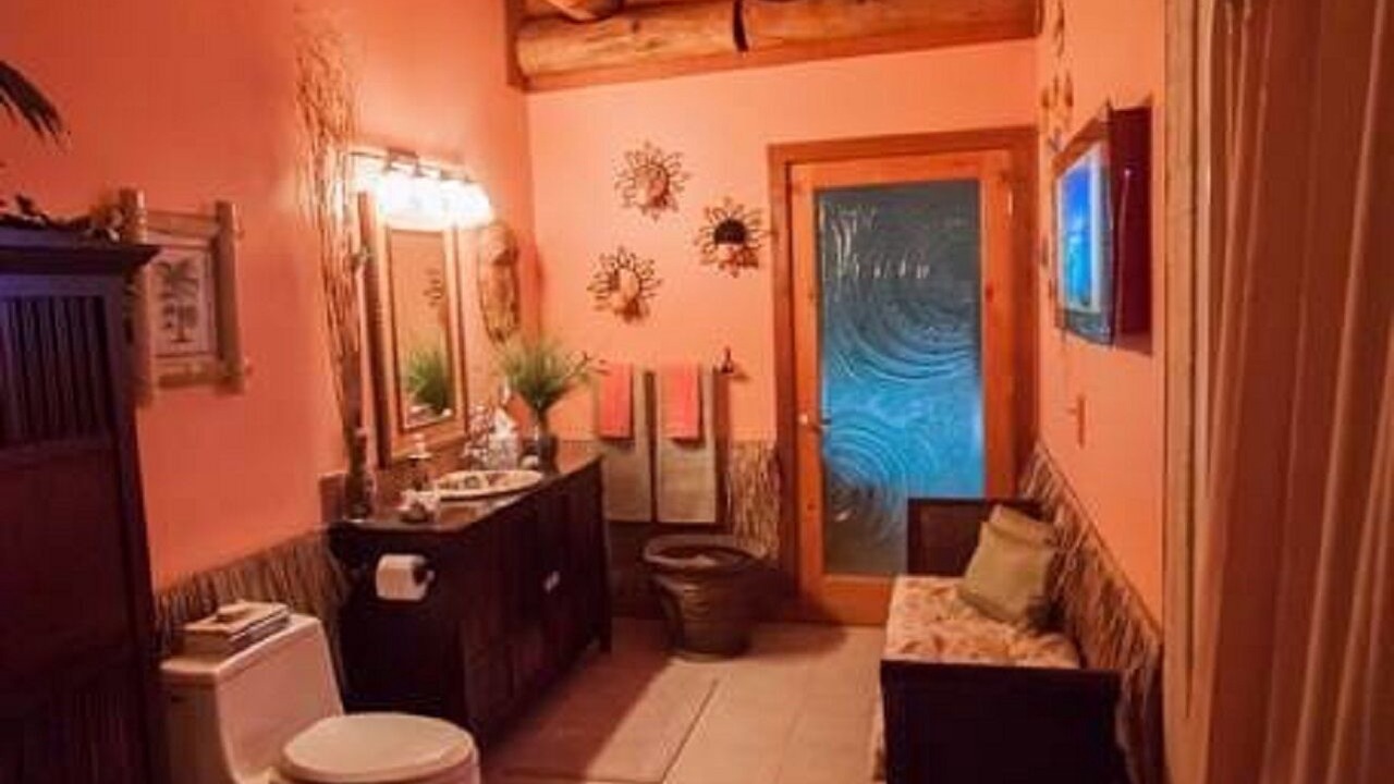 Photo of Bathroom in Helmsburg