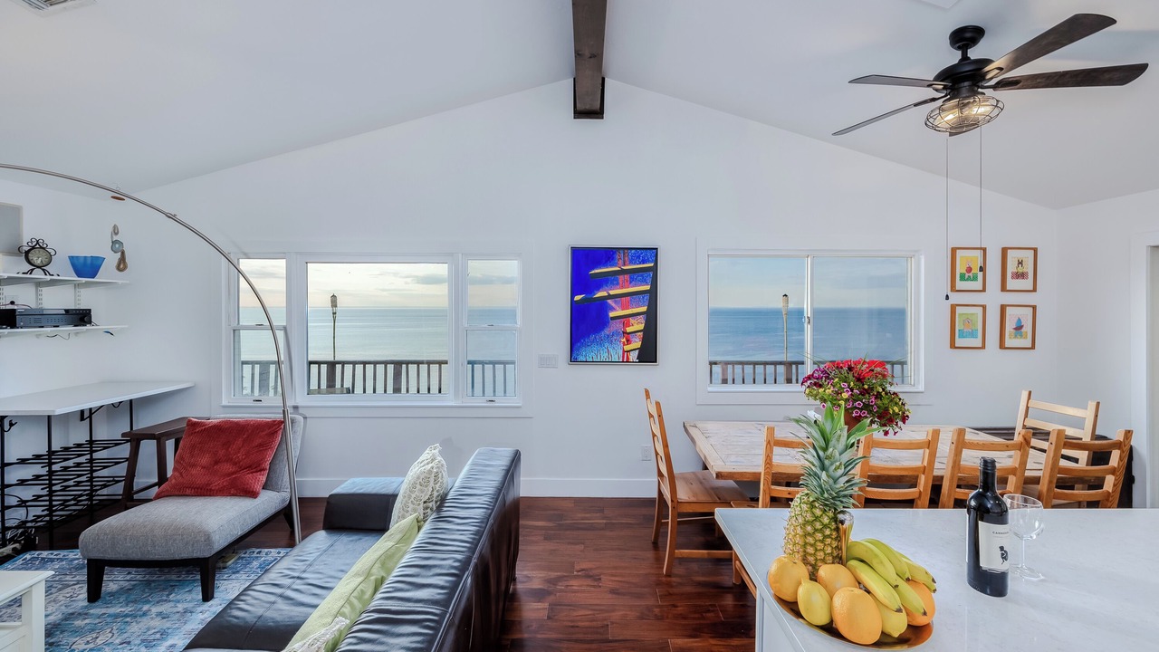 Photo of Livingroom in Sound Beach