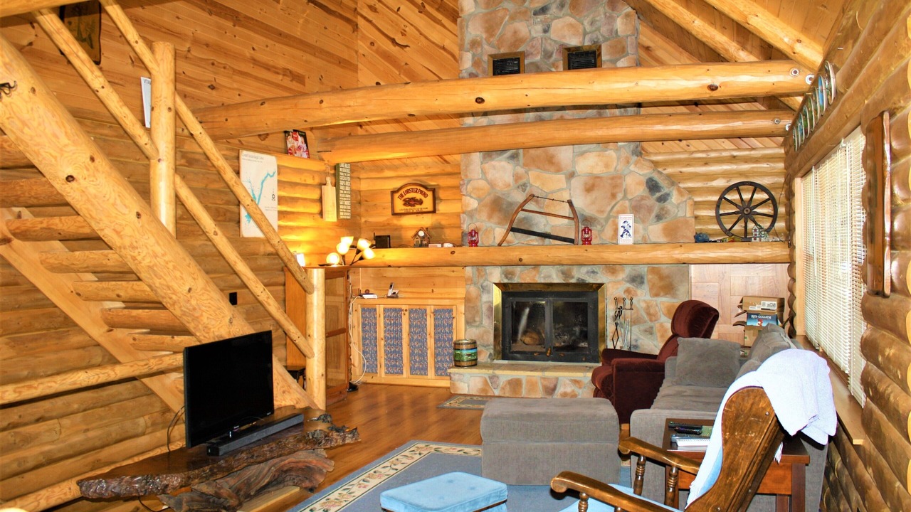 Photo of Livingroom in Hadley