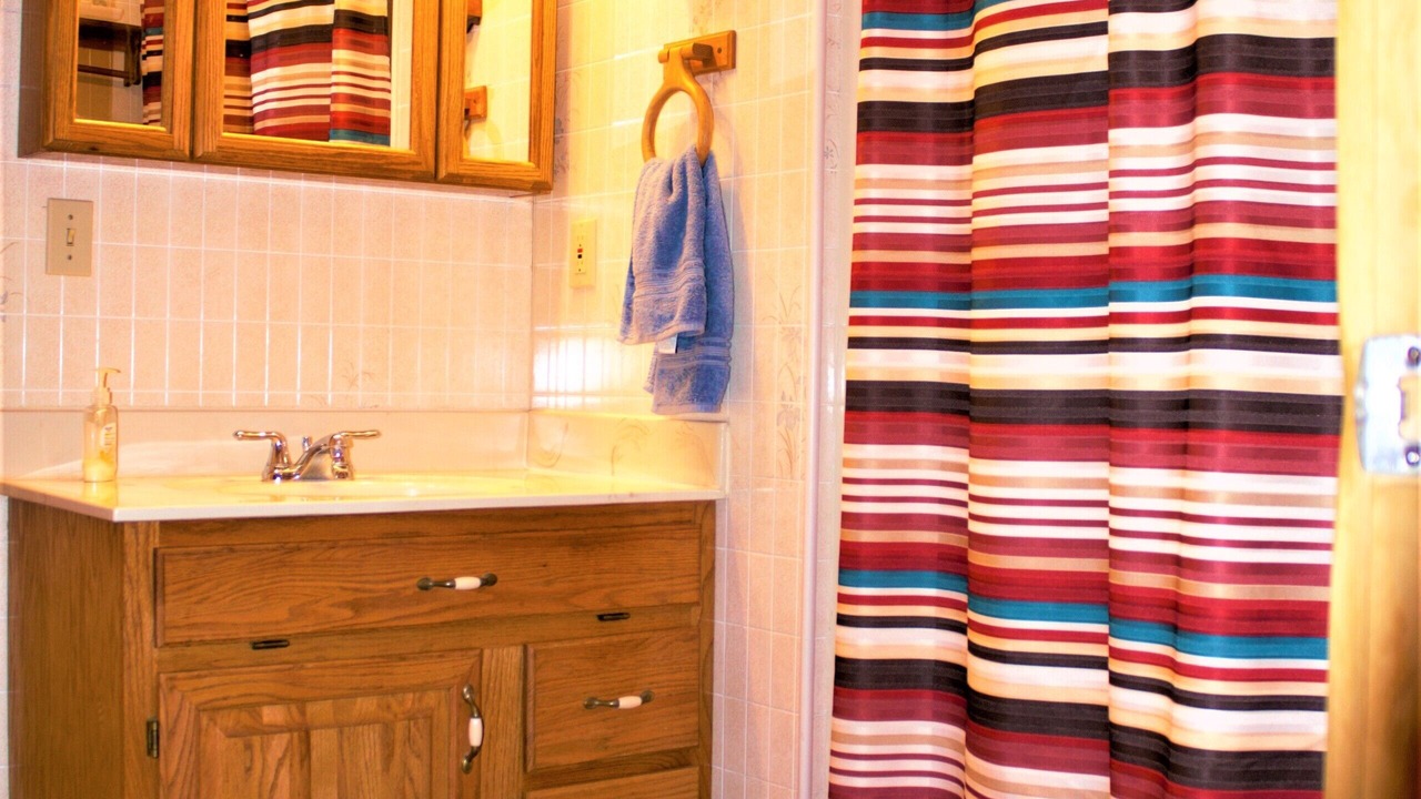 Photo of Bathroom in Hadley