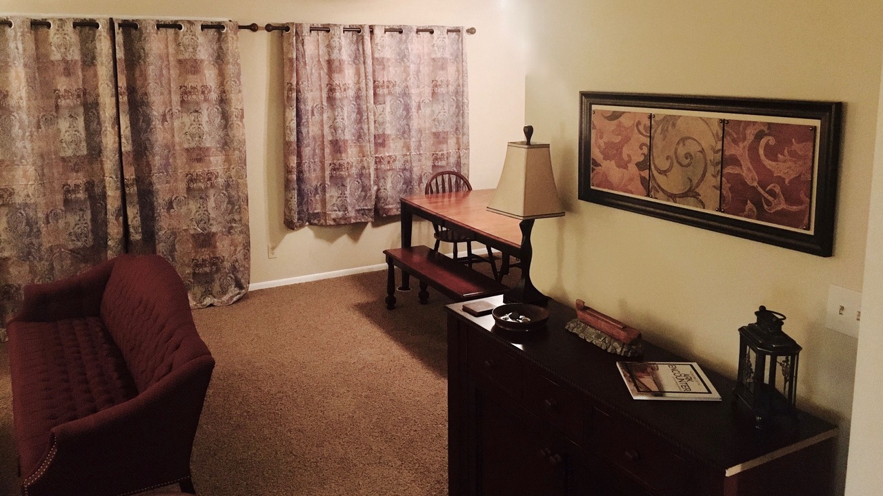Photo of Livingroom in Oakbrook