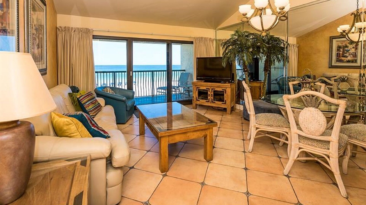 Photo of Livingroom in Destin