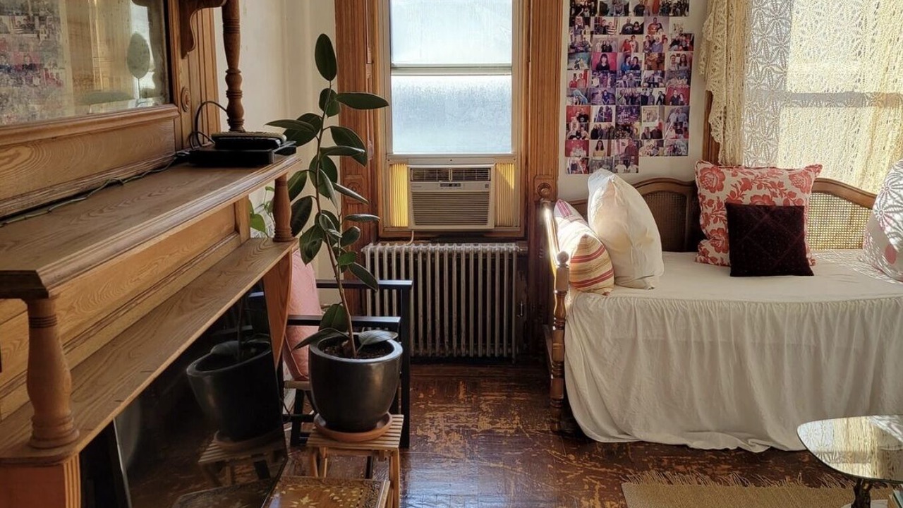 Photo of Bedroom in Bedford-Stuyvesant