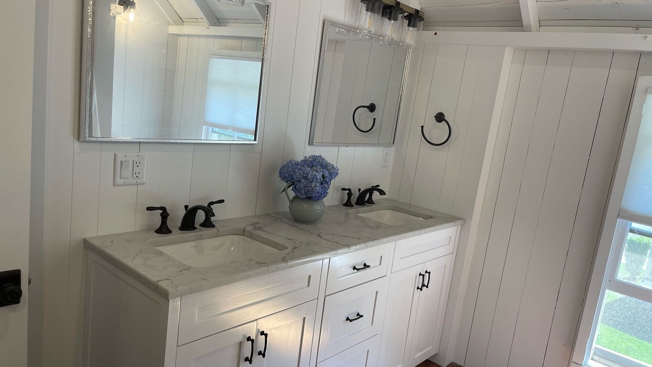 Photo of Bathroom in East Chop