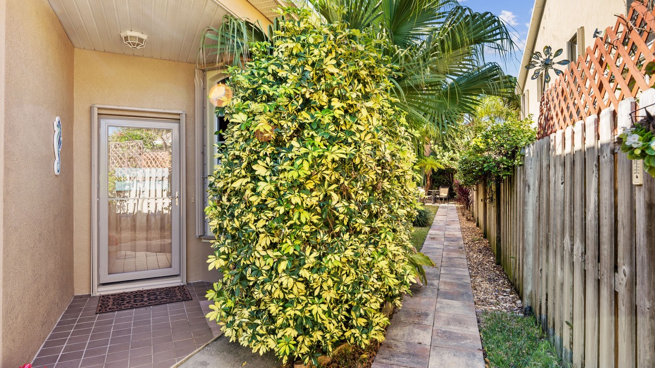 Photo of Outdoor in Tyler Gardens