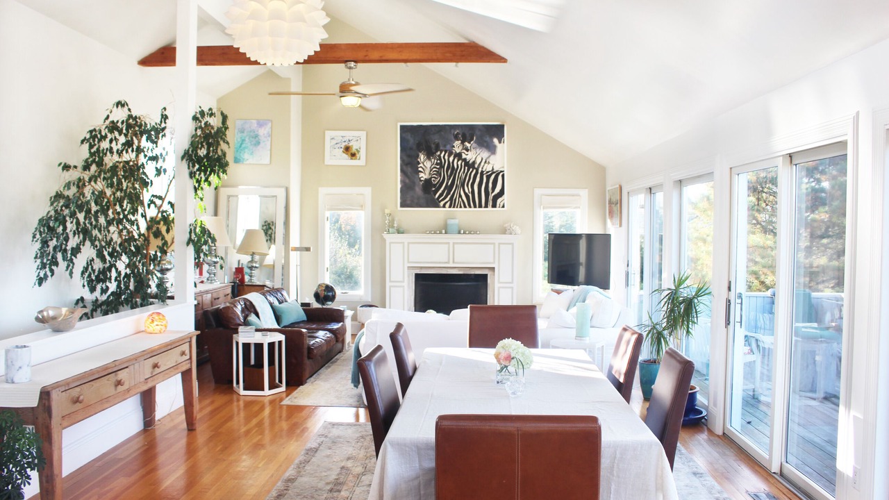 Photo of Livingroom in Shinnecock Hills